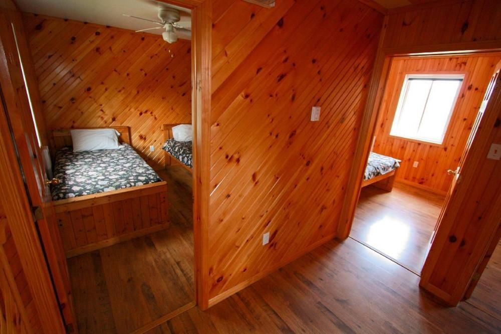 Wilderness Tours Rafting Resort Foresters Falls 外观 照片